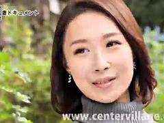 Grote mammen, Dubbele penetratie, Groep, Japaans, Koreaans, Lesbisch, Rijpe lesbienne, Tieten likken