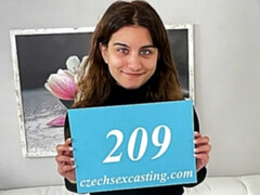 Enthousiasteling, Grote kont, Grote lul, Pijpbeurt, Hondjeshouding, Ondergoed, Natuurlijke tieten, Tiener