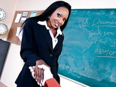 Mamada, Estilo perrito, Ébano, Pajear, Madres para coger, Medias largas, Estriptis, Maestra