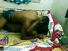 アジア人, 浴室, イく瞬間, 自家製, インド人, オマンコ, 剃毛, ティーン