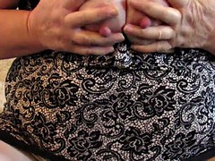 Leie, Grosse titten, Nippel