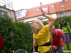 Bekleidet, Selbstgemacht, Orgie, Party, Pornostars, Pov, Swingers, Nass