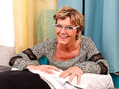 Leie, Blondine, Blasen, Handjob, Reif, Natürlichen titten, Tätowierung, Titten