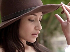 Amateur, Gros cul, Fétiche, Doigter, Seins naturels, Rasée, Solo, Nénés