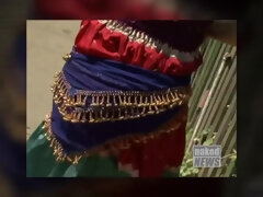 Enthousiasteling, Lieveling, Blond, Gek, Erotisch, Naakt, Openbaar, Tieten likken