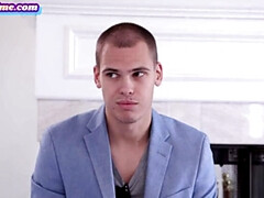 Biseksueel, Pijpbeurt, Rondborstig, Sperma shot, Lul, Hondjeshouding, Sperma in gezicht, Tatoeage