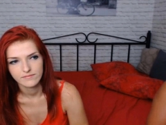 Enthousiasteling, Hondjeshouding, Hardcore, Roodharige vrouw, Tiener, Tieten likken