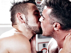 Anal, Bisexuelle, Sucer une bite, Branlette thaïlandaise, Embrassement, Tatouage, Plan cul à trois