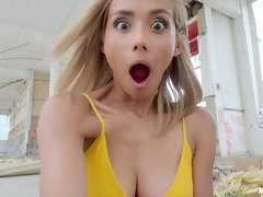 Blond, Latijnse vrouw, Buiten, Tieten likken