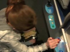 Грязь, Дрочка ногами, Подружка, Джинсы, От первого лица, Бритые, Тощие, Сиськи