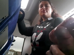 Gros seins, Sucer une bite, Brunette brune, Bus, Voiture, Fétiche, De plein air, Public