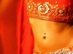 Азиатки, Брюнетки, Женщины, Индианки, Межрасовый секс, Массаж, Милф, Соло