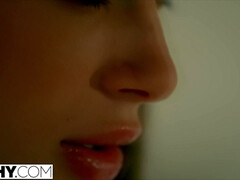 Anal, Brunette brune, Doigter, Lesbienne, Léchez, Orgasme, Lécher le sphincter, Jarretelles