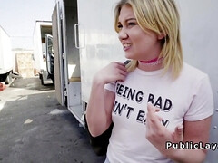 Leie, Blondine, Vollbusig, Klassisch, Hd, Natürlich, Orgasmus, Öffentlich