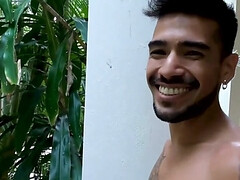 Verga grande, Morena, Peludo, Hd, Al aire libre, Pov, Nalgadas, Trio