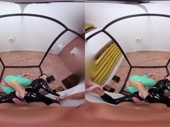 Culo, Culo grande, Tetas grandes, Tetona, Checa, Látex, Masturbación, Trio