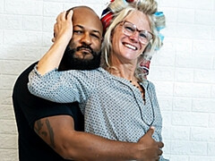 Leie, Grosser schwanz, Aufs gesicht abspritzen, Brille, Oma, Dürr, Weibliche ejakulation, Taboo