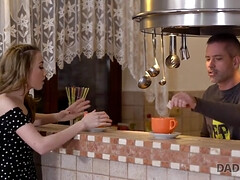 18 jahre, Leie, Blondine, Papi, Hd, Sohn, Jungendliche (18+), Titten