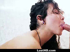 Anal, Sucer une bite, Brunette brune, Tir de sperme, Petite amie, Russe, Rasée, Adolescente