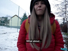 Enthousiasteling, Slaapkamer, Blond, Pijpbeurt, Buiten, Openbaar, Kut duiken, Roken