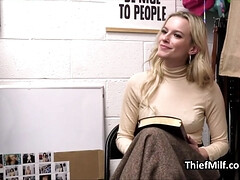 Amateur, Nana, Blonde, Sucer une bite, Hard, Maman, Bureau, Espionne