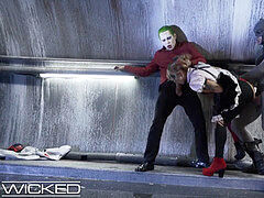 SUICIDE squad gonzo: AN AXEL BRAUN PARODY