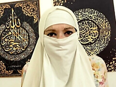 Impressive hard pound in the doggy style with a spicy Muslim hottie