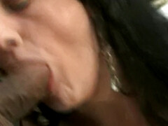 Cul, Noire, Sucer une bite, Jeans, Seins naturels, Chatte, Transsexuelle, Mouillée