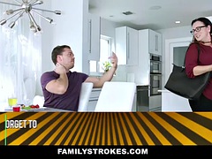 Chica, Mamada, Corridas faciales, Penetracion con dedos, Sexo duro, Adolescente, Trio, Tetas