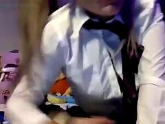 Blond, Brits, Fetisj, Alleen, Tiener, Tieten likken, Uniformpje