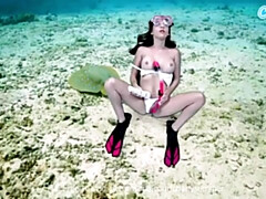Bikini, Gode, Femelle, Petite femme, Jouets, Sous marin, Vibromasseur, Webcam