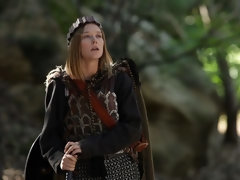 Cul, Brunette brune, Doigter, Masturbation, De plein air, Maigrichonne, Solo, Dénudage