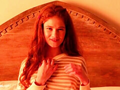 18, 素人, デカ尻, 指いじり, 赤毛, ガリガリ, 一人, ティーン