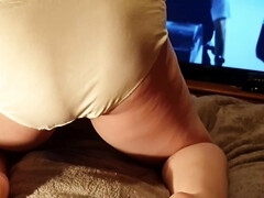 Enthousiasteling, Grote mammen, Blond, Fetisj, Hd, Slipje, Pissen, Gezichtspunt