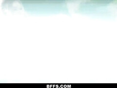 Tetas grandes, Cuadrupleta, Grupo, Sexo duro, Tetas naturales, Orgía, Estrella porno, Pov