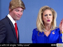 Rubia, Mamada, Tetona, Vestidas, Garganta profunda, Atragantadas, Madres para coger, Mamá