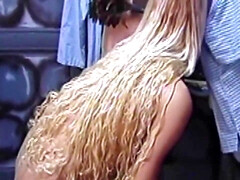 Blondine, Fesselspiele, Lesbisch, Lingerie, Massage, Masturbation, Spielzeuge, Vintage