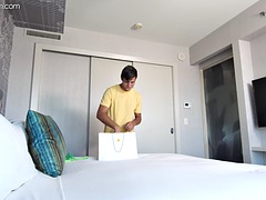 Застукали, Дилдо, Геи