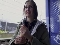 Cul, Brunette brune, Tir de sperme, Faciale, Cuir, Russe, Serré, Train