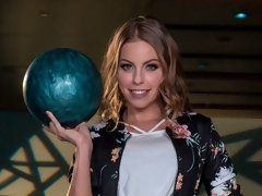 Blonde, Sucer une bite, En levrette, Hard, Embrassement, Mère que j'aimerais baiser, Sport, Nénés