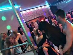 素人, デカチン, 衣服着たままセックス, 手コキする, Hd, オージー, パーティ, フェラする