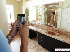 Américain, Cul, Gros cul, Gros seins, Éjaculer dans la bouche, Queue, Léchez, Mère que j'aimerais baiser