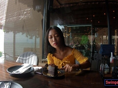 18 ans, Asiatique, Sucer une bite, Queue, Fait maison, Petite femme, Réalité, Adolescente