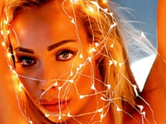 Sensual angels Chessie Kay and Inna Innaki share a big dick