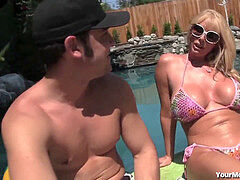 finest blondie milf Eats Ass!