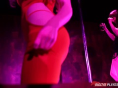 素人, クラブ, チン, 毛深い, ハメ撮り, ショートヘア, タトゥー, のぞき