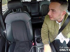 No shopping just screwing for slutty Mia Ferrari