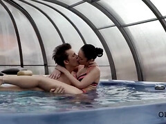 18 летние, Брюнетки, Чешки, Европейки, Хд, Мужья, Лизание, Молоденькие