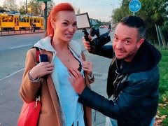 Sucer une bite, En levrette, Mère que j'aimerais baiser, De plein air, Pov, Rasée, Timide, Nénés