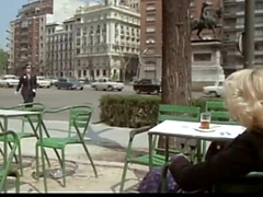 SENORITAS EN UNIFORME (1976)